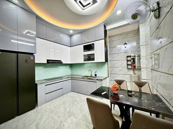 Hiếm có khó tìm, nhà mới Kim Chung – Hoài Đức, 46m x 5T, chỉ 5.75 tỷ, ô tô đỗ cửa, view hồ cực chất