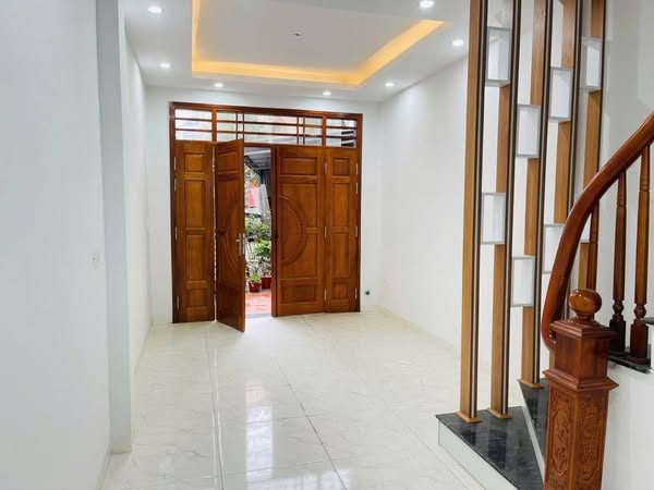 Hiếm có khó tìm, nhà mới Kim Chung – Hoài Đức, 46m x 5T, chỉ 5.75 tỷ, ô tô đỗ cửa, view hồ cực chất