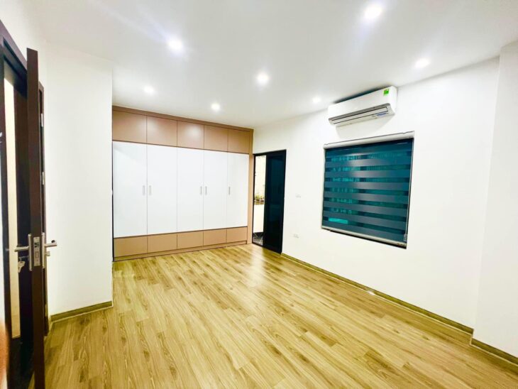 Nhà Minh Khai, vài bước ra oto, lô góc, dân xây, 5 tầng, 7.5 tỷ