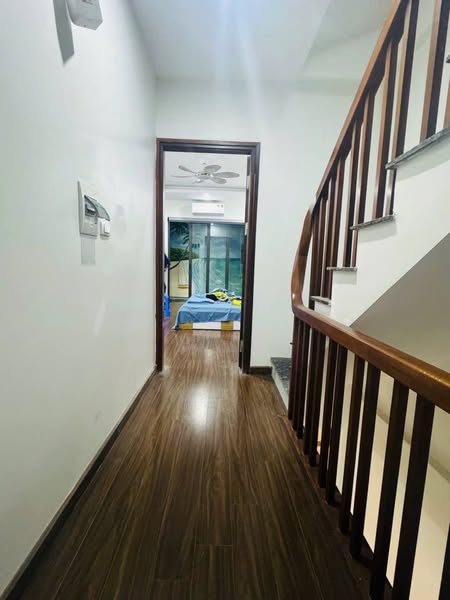 PHẢI THẬT NHANH! Chỉ 4 tỷ hơn sở hữu ngay ngôi nhà 38m x 5T ở ngã tư Nhổn, ngõ thông, ô tô, kinh