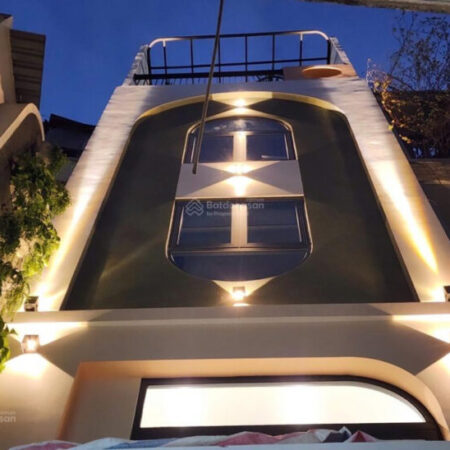 Bán Nhà CHDV trung tâm Q10, dòng tiền 120tr/th, nở hậu, sát mặt tiền, nhỉnh 17tỷ