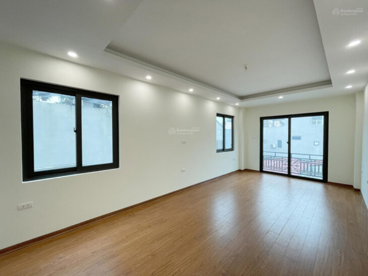 Nhà đẹp kinh doanh tốt tại đường Yên Vĩnh, Hoài Đức, Hà Nội