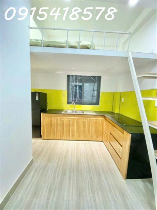 Bán Căn hộ dịch vụ mặt tiền đường Thủ Đức 36 phòng full khách