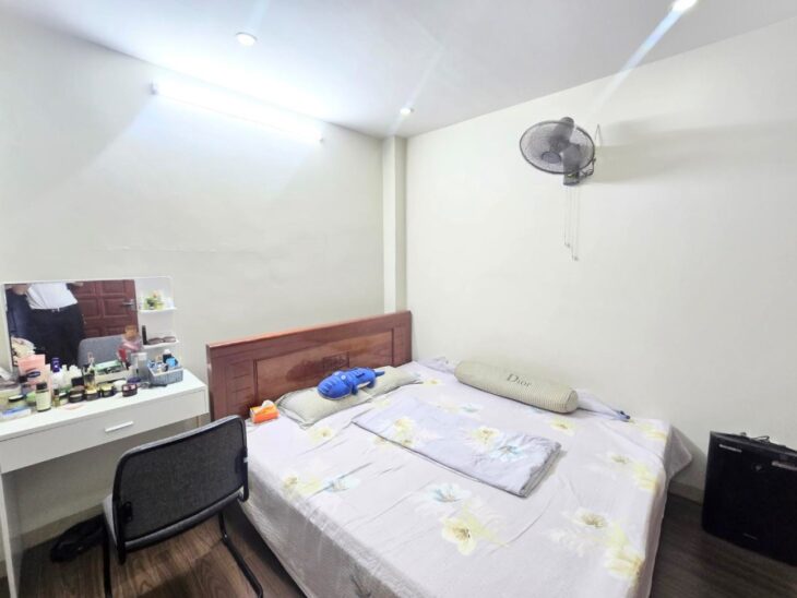 Bán Nhà Bằng Liệt, Hoàng Mai, gần ô tô, gần phố, 3 thoáng, 31m2, 6.55 tỷ (CTL)