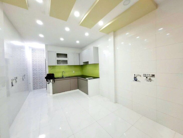 NHÀ ĐẸP 3 TẦNG TRẦN VĂN QUANG, TÂN BÌNH SÁT VÁCH QUẬN 10, 45M2, VUÔNG NỞ HẬU TÀI LỘC, Ô TÔ SÁT NHÀ