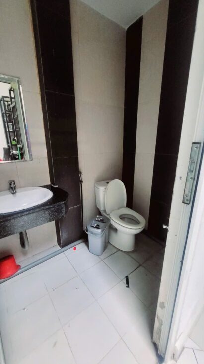 Bán nhà 100m² 3 tầng, 5PN, 4WC, Linh Tây, Thủ Đức – 8.2 tỷ