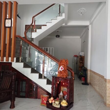 # MT đường 5.5m Châu Thượng Văn, gần Chợ Hoà Cường, 66m2 3 tầng sạch đẹp, 5.x tỷ