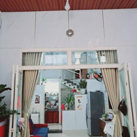 # Nhà gần khu Chợ Đống Đa , 40m2, gác đúc, cây xanh tự nhiên thân thiện 2.3x tỷ