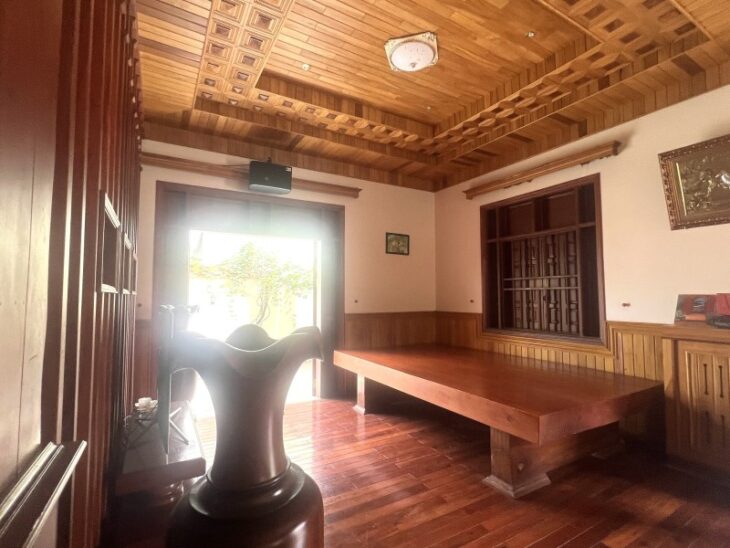 Dĩ An – Biệt thự đơn lập siêu đẹp – Full gỗ quý – 530m² – Giá 23 tỷ – NH định giá 25 tỷ