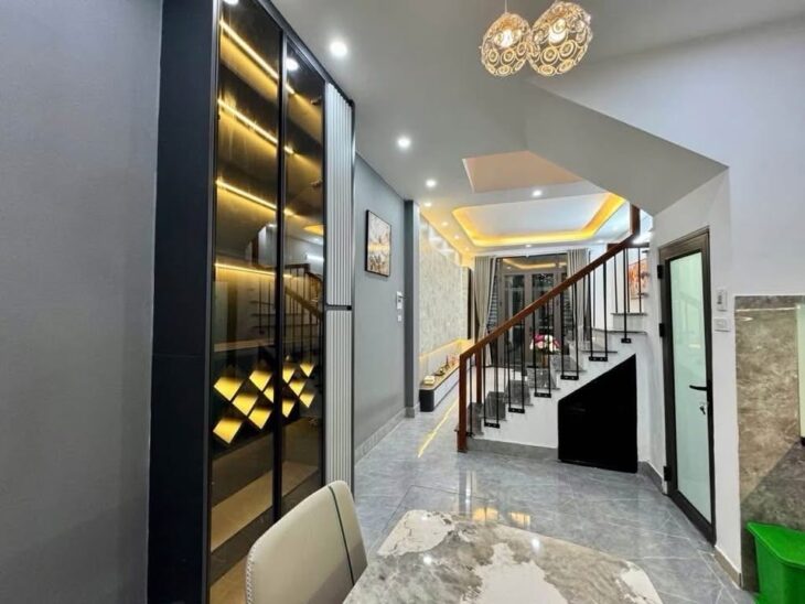 Bán nhà phố Khương Hạ 40m², 5 tầng, phường Khương Đình, gần chợ Khương Đình