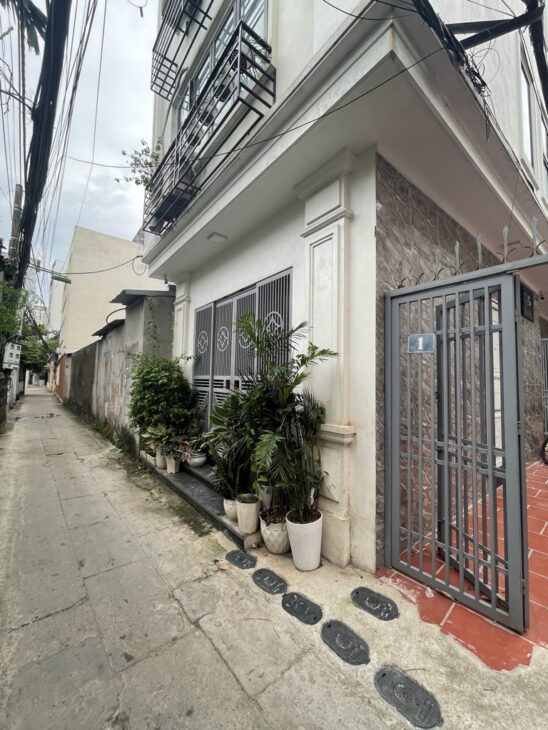 Bán Nhà Ngõ 521 An Dương Vương – Ô Tô Đỗ Cửa – 3 Mặt Thoáng -42m2x5 tầng