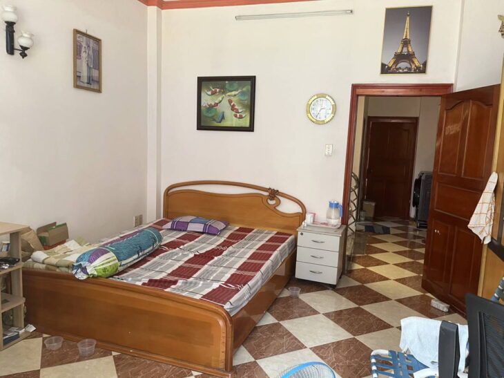 Nhà sát mặt tiền kinh doanh , Ngô Quyền quận 10 , 4 tầng 47m2 , Sổ Vuông Hoàn Công Đủ , dưới 10