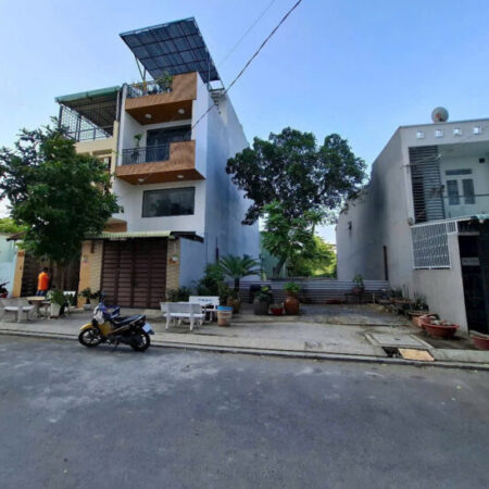 Đất siêu to – Hẻm nhựa 8m Nguyễn Xí, Bắc Đinh Bộ Lịnh, P26 – DT: 4 x 20m (80m2) – XD: Hầm, 7 tầng –