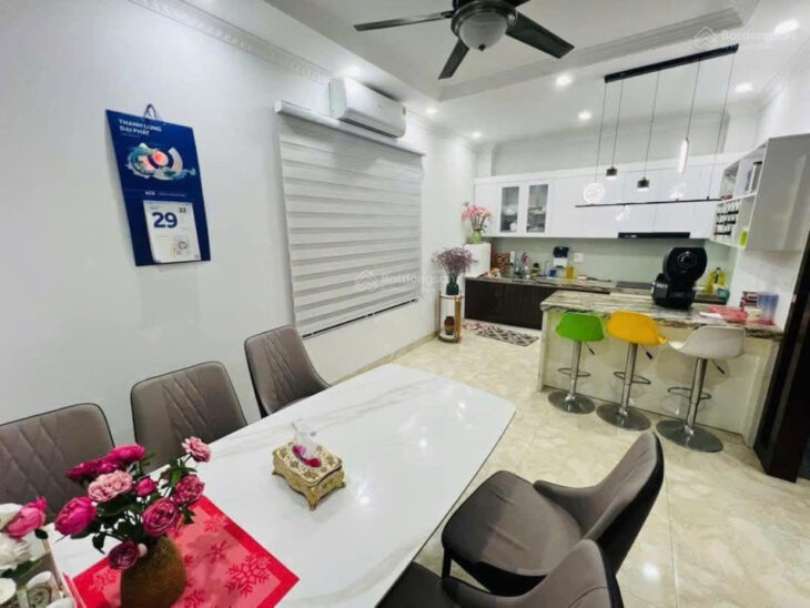 BÁN GẤP – PHÂN LÔ GIẢNG VÕ – 85M x 8T – MT 7M – CHỈ 25 TỶ – DÒNG TIỀN 100TR/THÁNG!