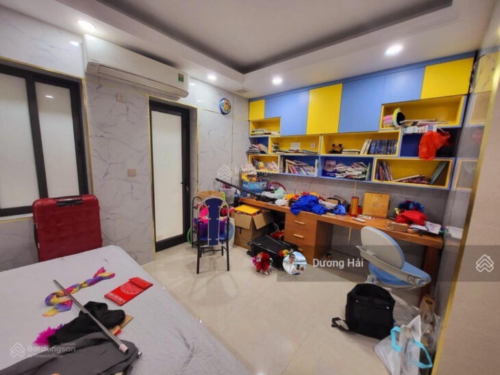 Bán nhà Nghĩa Tân – Hoàng Quốc Việt – 79m2 – 5 tầng – Ngõ ô tô – Kinh doanh View thoáng