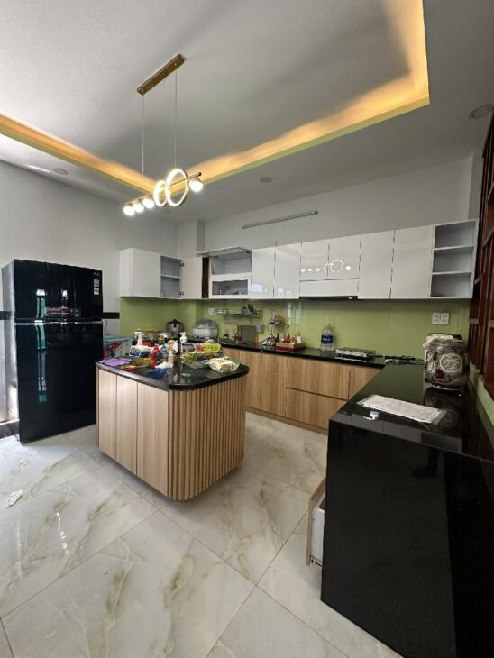 GX3- BÁN NHÀ MỚI ĐẸP LONG LANH- HẺM XE TẢI- 3 TẦNG- 107M2– 7.25 TỶ KHU LÊ VĂN QUỚI- NGANG HƠN 6M –