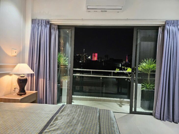 Bán Nhà MT Tôn Thất Tùng, Bến Thành, Quận 1, DT: 7x18m CN:130m2 giá 100 tỷ