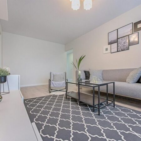 **Bán nhà mặt tiền Lạc Long Quân, phường 9, Tân Bình; (7*23) 4 tầng – 22 tỷ