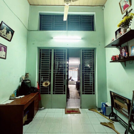 Bán nhà mặt tiền quận 10, đường Bắc Hải, 43m2, cấp 4, 10.9 tỷ Bán nhà mặt tiền quận 10, đường Bắc Hải, 43m2, cấp 4, 10.9 tỷ