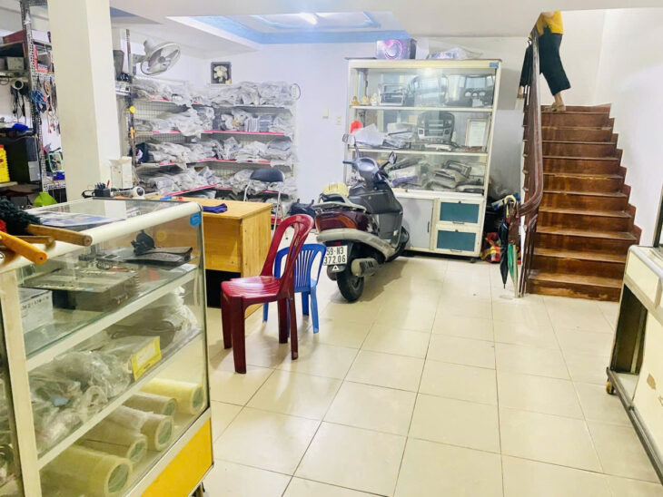 Bán nhà mặt tiền quận 10, đường Tân Phước, 59m2, 5 tầng, 5.8x10m, 18 tỷ