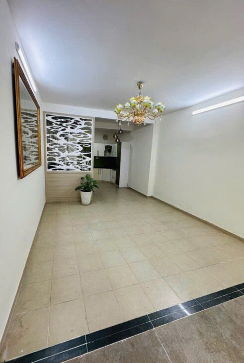 Bán nhà quận 10, Cách Mạng Tháng 8, 35m2, 2 tầng, hẻm xe hơi, 6.3 tỷ