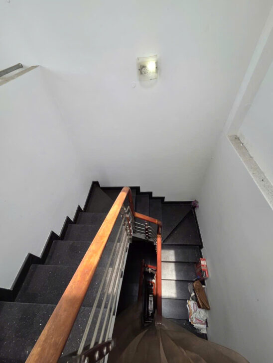 Bán nhà quận 10, đường Thành Thái, hẻm 3.5m, 54m2, 9.9 tỷ, 6 tầng