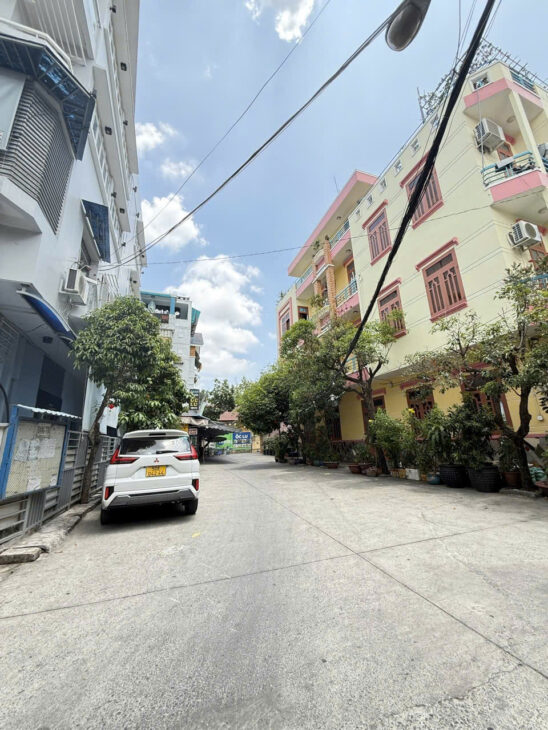 Bán nhà quận 10, Tô Hiến Thành, 74m2, 4 tầng, hẻm xe hơi, 18.5 tỷ