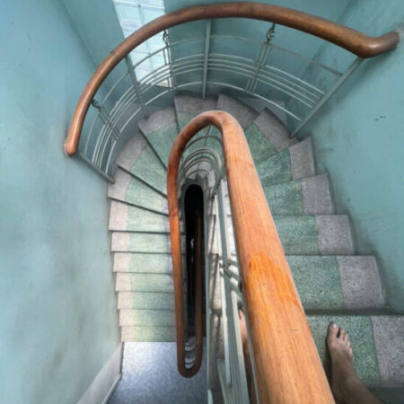 Bán nhà quận 11, đường Lạc Long Quân, 48m2, 5 tầng, hẻm 8m, 8.4 tỷ