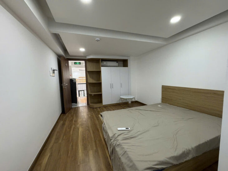 Nhà quận Tân Bình, Lý Thường Kiệt, 60m2, căn hộ dịch vụ, hẻm rộng, 5 tầng, 12 tỷ