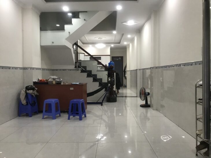 Bán nhà 3 Tầng MẶT TIỀN kinh doanh đa ngành nghề,giá chỉ bằng trong hẻm