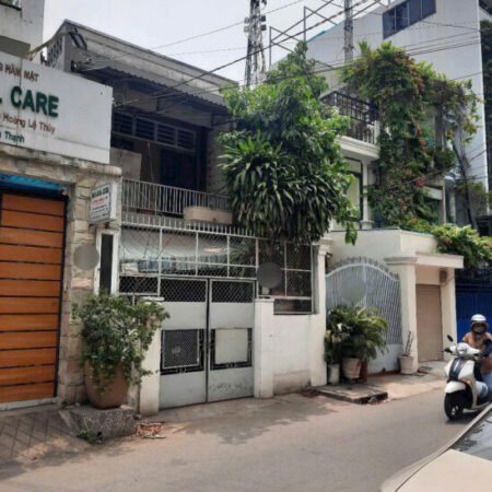 Giảm 1,5 tỷ! Bán nhà 2 mặt tiền Nguyễn Cửu Vân, P17 (4.4×24,7m) – CPXD 7 tầng – 24 tỷ TL