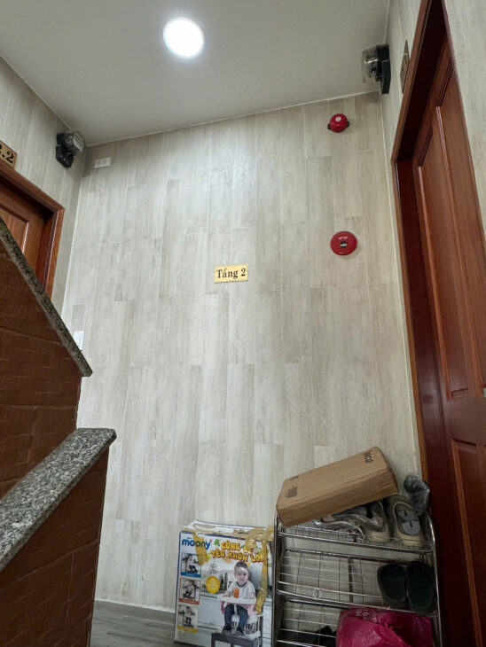 Hạ giá 1 tỷ bán gấp – Hẻm nhựa 6m XVNT, toà CHDV 14P – (4.1 x 17m) vuông vức – KC 4 tầng ST – Giá