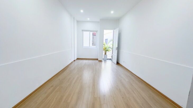 Nhà Cự Lộc 44m², 4 tầng, gần Nguyễn Trãi, giá 6.8 tỷ – ở ngay