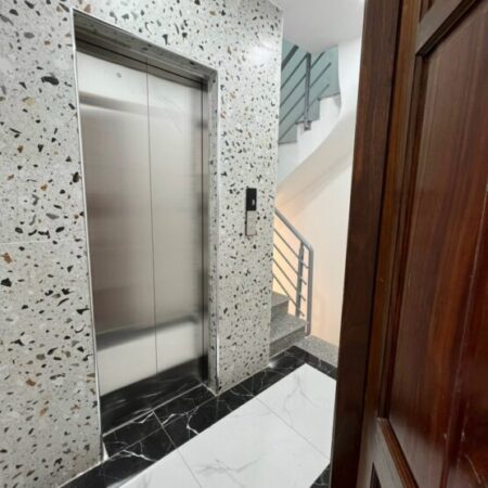 Nhà đẹp Vũ Trọng Phụng, Thanh Xuân, Ô TÔ, KD, thang máy, dt35m2 X 6tầng, 8.xxtỷ.