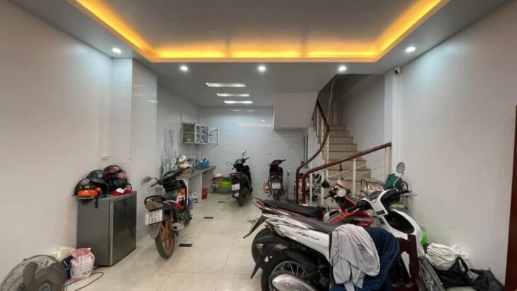 07-BÁN NHÀ KIM GIANG,Ô TÔ ĐỖ CỬA,GẦN ĐẠI HỌC THĂNG LONG . 36M2. NHỈNH 8 TỶ