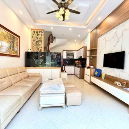 BÁN NHÀ 7 TẦNG THANG MÁY – Ô TÔ – HỒ TÙNG MẬU, PHÚ DIỄN, BẮC TỪ LIÊM, HÀ NỘI – 9.8 TỶ