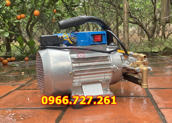 Máy phun thuốc, xịt rửa điều hòa cầm tay điều khiển từ xa Turbo TB1100