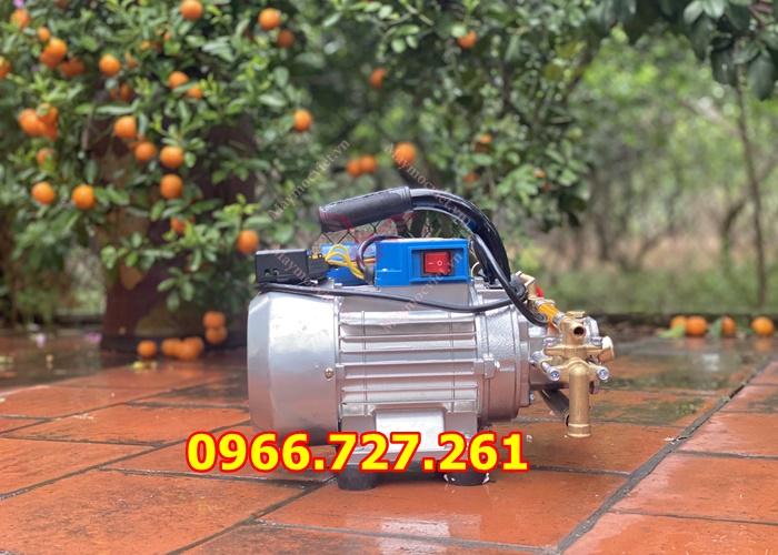 Máy phun thuốc, xịt rửa điều hòa cầm tay điều khiển từ xa Turbo TB1100