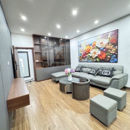 Tập thể tầng 3, 65m2, chưa đến 3 tỷ, căn góc, ban công rộng, gần phố, gần ô tô Tập thể tầng 3, 65m2, chưa đến 3 tỷ, căn góc, ban công rộng, gần phố, gần ô tô