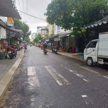 NHÀ 3 TẦNG ĐẸP – LÔ GÓC – TT HẢI CHÂU – Ở NGAY – KINH DOANH TỐT – GIÁ 5.7 TỶ NHÀ 3 TẦNG ĐẸP – LÔ GÓC – TT HẢI CHÂU – Ở NGAY – KINH DOANH TỐT – GIÁ 5.7 TỶ