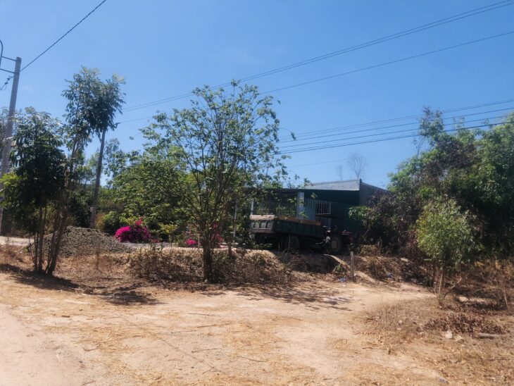 Bán 1000m2 đât ONT Đường Cù Chính Lan – TX LaGi giá rẻ nhất 190tr/m ngang
