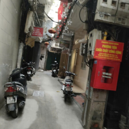 Bán gấp giá rẻ Mai Hương 20m, 4 tầng, mặt tiền 3m, 3 tỷ Hai Bà Trưng. Bán gấp giá rẻ Mai Hương 20m, 4 tầng, mặt tiền 3m, 3 tỷ Hai Bà Trưng.