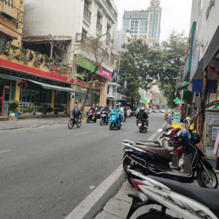 Nhà Đầu tư Phố Vọng 73m/88m, 4 tầng, mặt tiền 5m, 8 tỷ Hai Bà Trưng. Nhà Đầu tư Phố Vọng 73m/88m, 4 tầng, mặt tiền 5m, 8 tỷ Hai Bà Trưng.