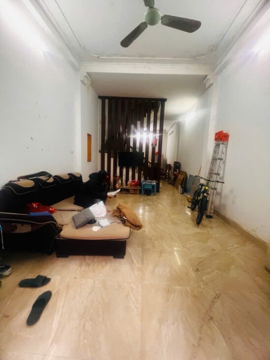 BÁN GẤP NHÀ NGUYỄN TRÃI – THANH XUÂN – Ô TÔ ĐỖ GẦN – DÒNG TIỀN 76M NHỈNH 11 TỶ 0965549363