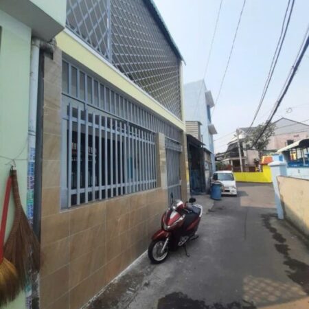 Nhà đẹp hẻm xe hơi ngay trung tâm Thủ Đứ giá tốt đầu tư,