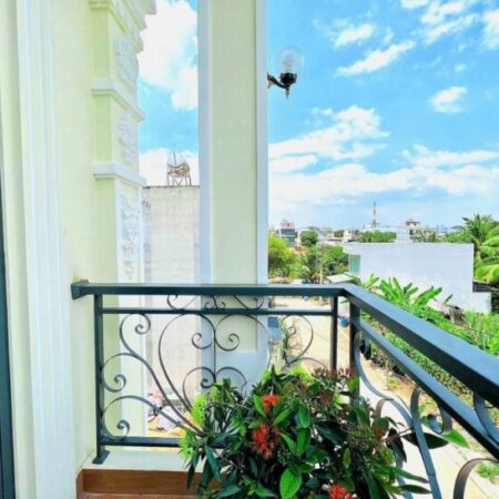 Bán gấp giảm ngay 400tr, nhà đẹp TK 4PN, 3WC, 141m2 tại Rio Casa, Nguyễn Duy Trinh, Q9, chỉ 5,05 tỷ