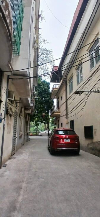 Bán nhà 5 tầng phố chợ Vạn Phúc, Hà Đông, Hà Nội. 35 m2, 5 tầng, ngõ thông, ô tô đô nhỉnh 6 tỷ