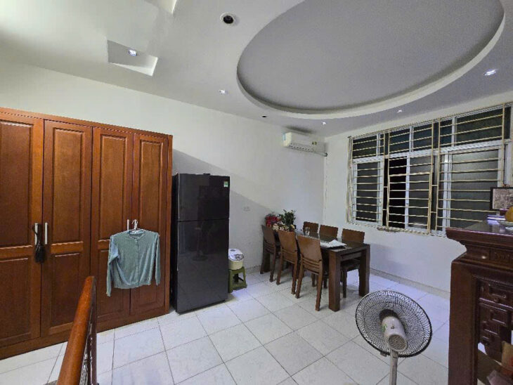 KHU VỰC 135 Đội Cấn – Ba Đình / 4 tầng 26/30m2 lô góc- dân xây -6 tỷ