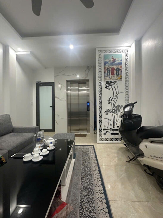 Phân lô phố Lãng Yên, quận Hai Bà Trưng, ô tô tránh thông vòng quanh, 35m2 * 6 tầng thang máy, chỉ