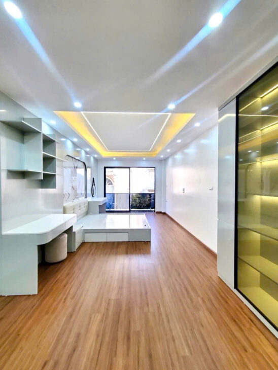 SIÊU HIẾM TRẦN KHÁT CHÂN, NGÕ THÔNG, THANG MÁY, 4 NỔI 1 HẦM, 68M2 GIÁ 12.X TỶ